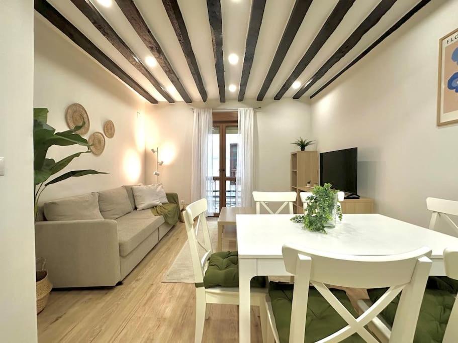 Apartamento De Diseno En Laredo Centro Экстерьер фото